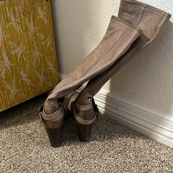 Tan Riding Boots - Picture 5 of 6